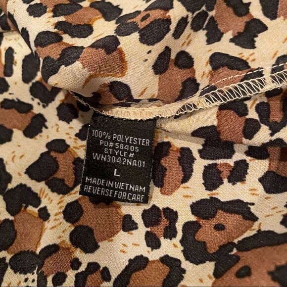 Timing Leopard Shirt  - Picture 11 of 11